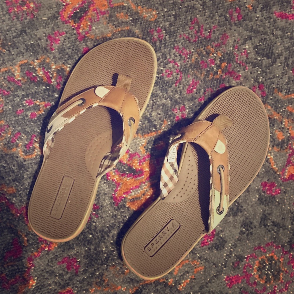 Sperry topsider flip flops 7
